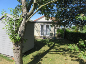 Apple Tree Corner Apartment